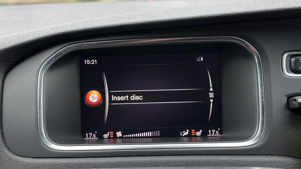 Used Volvo V40 2018 for sale - 77820929: Photo 28