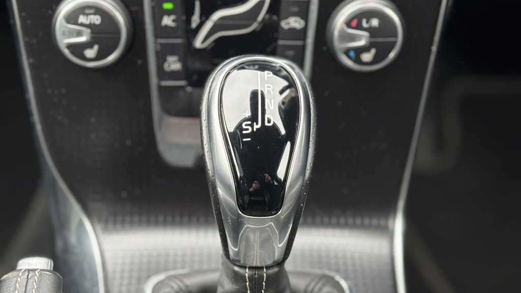 Used Volvo V40 2018 for sale - 77820929: Photo 29