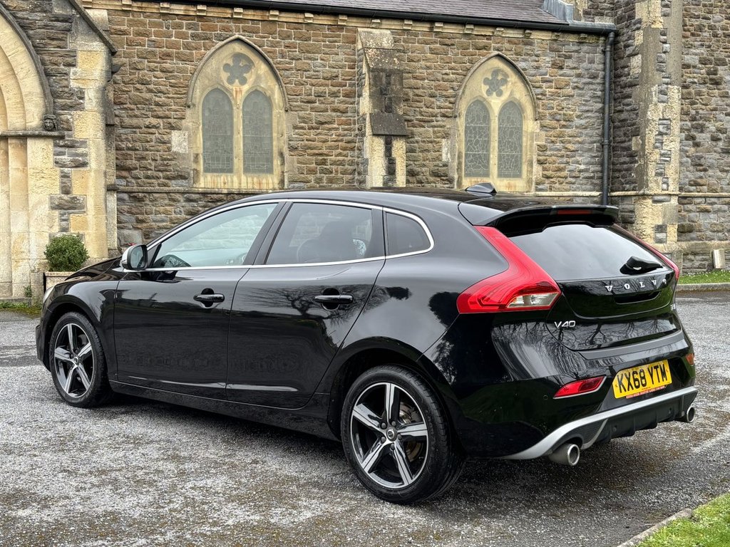 Used Volvo V40 2018 for sale - 77820929: Photo 6