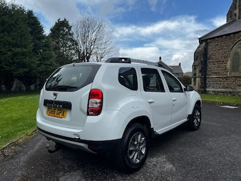 Used Dacia Duster 2016 for sale - 78212612: Photo