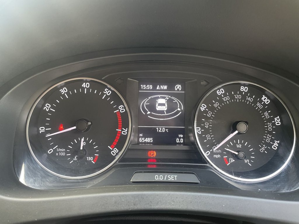 Used Skoda Rapid Spaceback 2017 for sale - 76323157: Photo 37