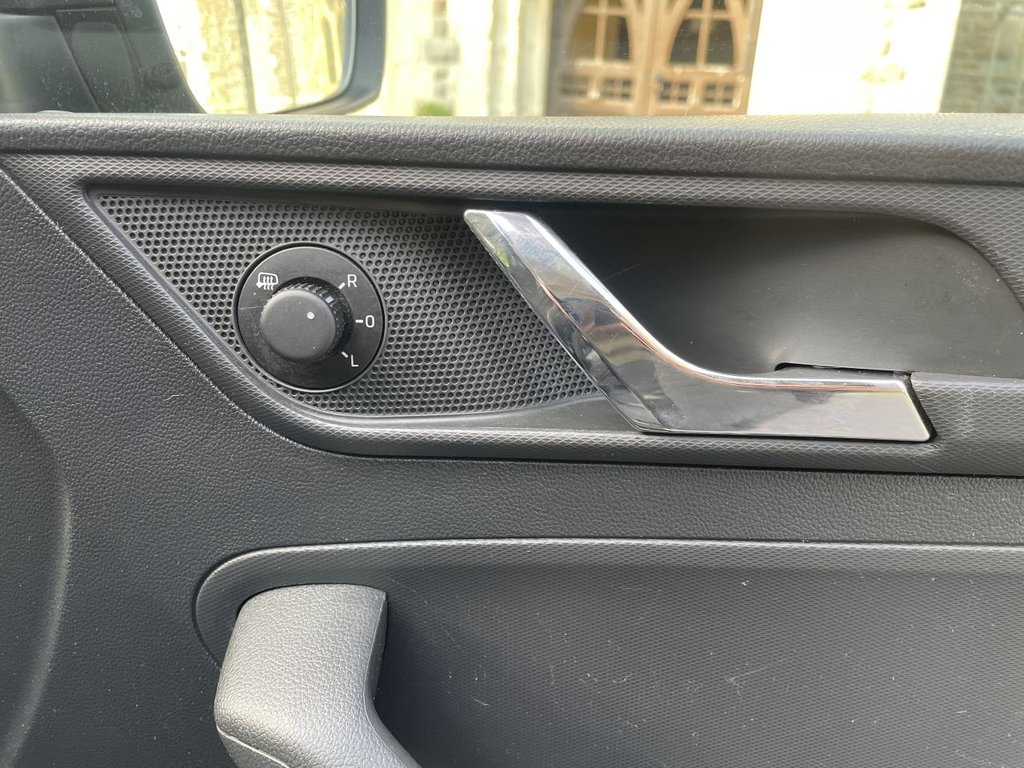 Used Skoda Rapid Spaceback 2017 for sale - 76323157: Photo 40