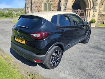 Used Renault Captur 2018 for sale - 78444227: Photo