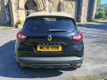 Used Renault Captur 2018 for sale - 78444227: Photo