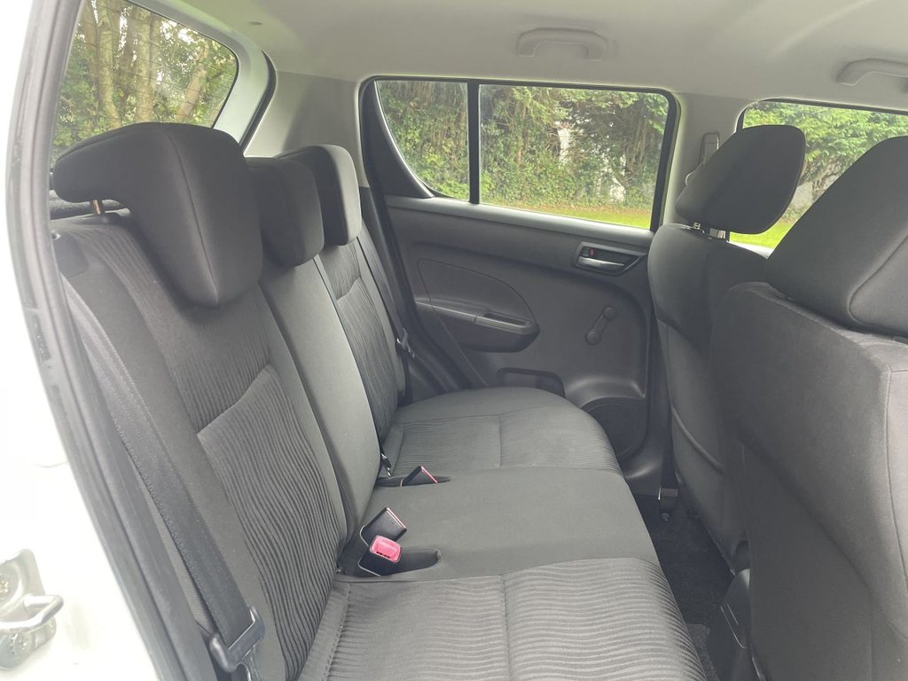 Used Suzuki Swift 2011 for sale - 76147921: Photo 15