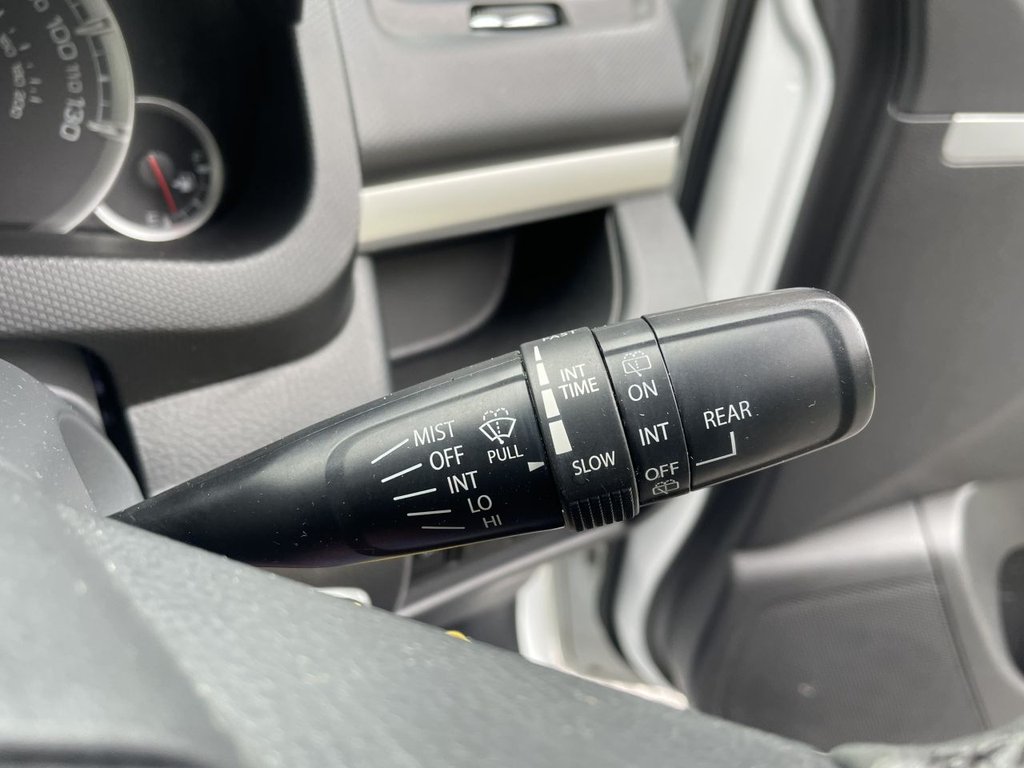 Used Suzuki Swift 2011 for sale - 76147921: Photo 32