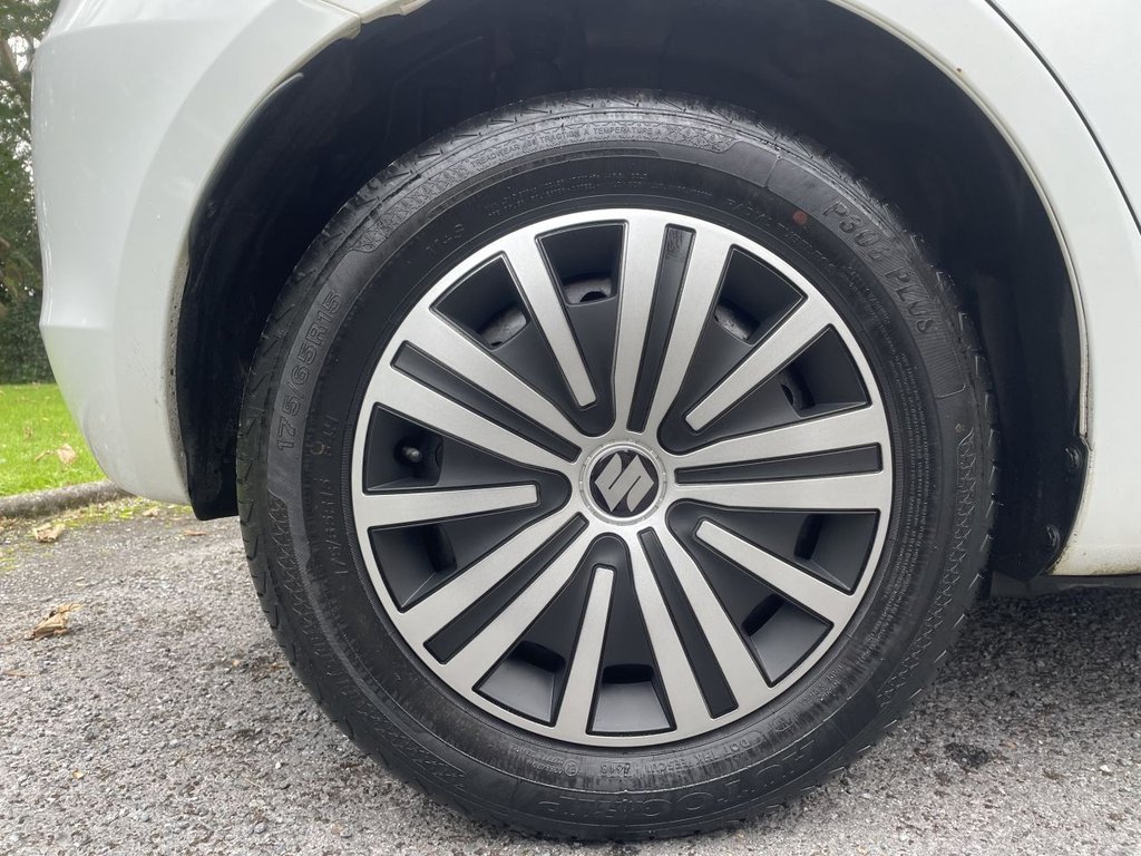 Used Suzuki Swift 2011 for sale - 76147921: Photo 44