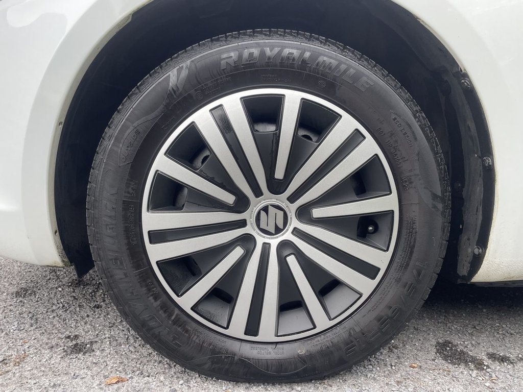 Used Suzuki Swift 2011 for sale - 76147921: Photo 46