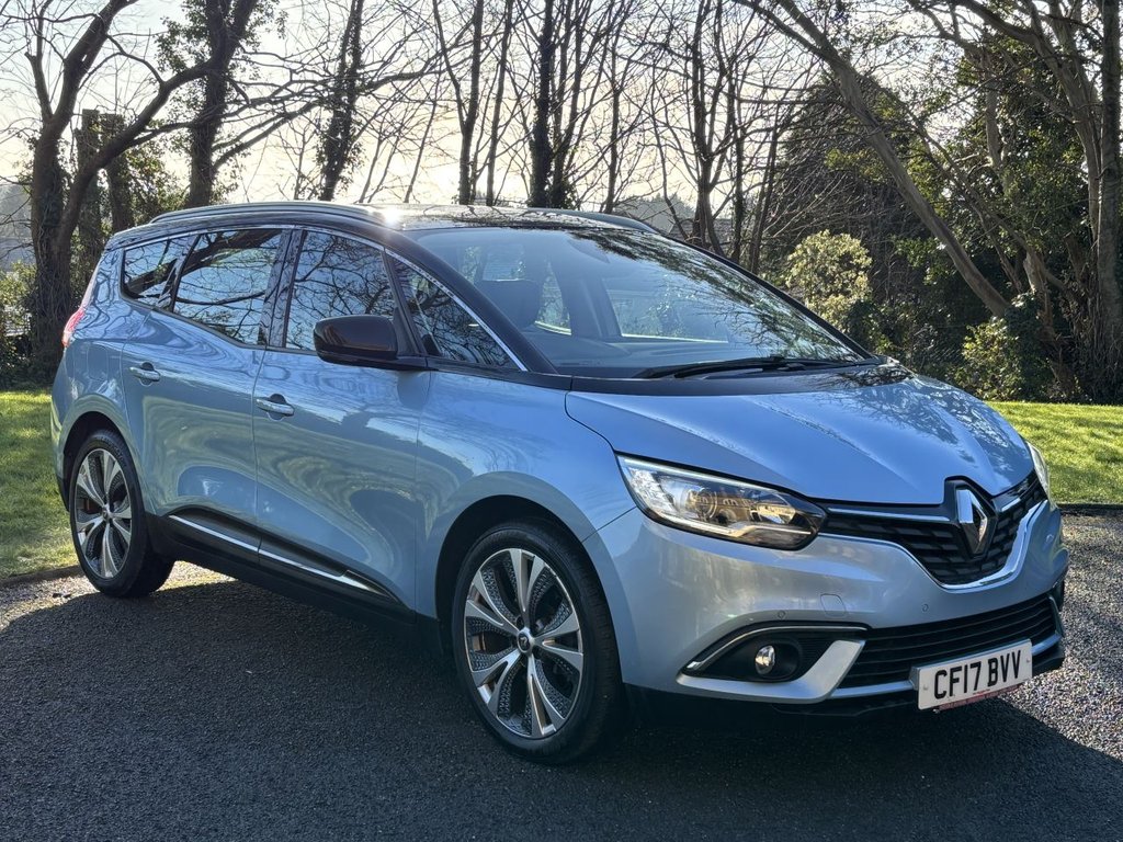 Used Renault Grand Scenic 2017 for sale - 77161895: Photo 1