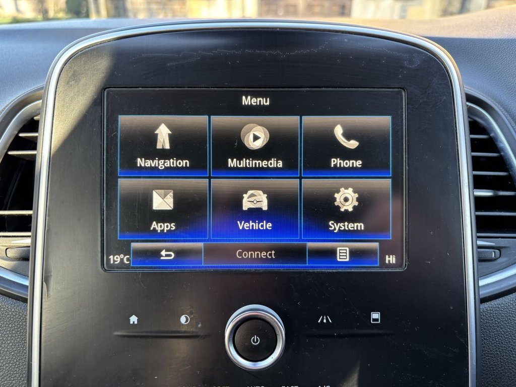 Used Renault Grand Scenic 2017 for sale - 77161895: Photo 20