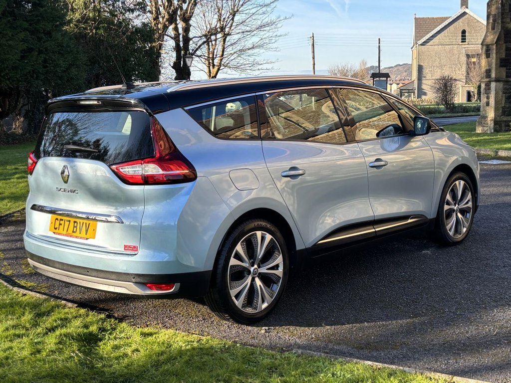 Used Renault Grand Scenic 2017 for sale - 77161895: Photo 3