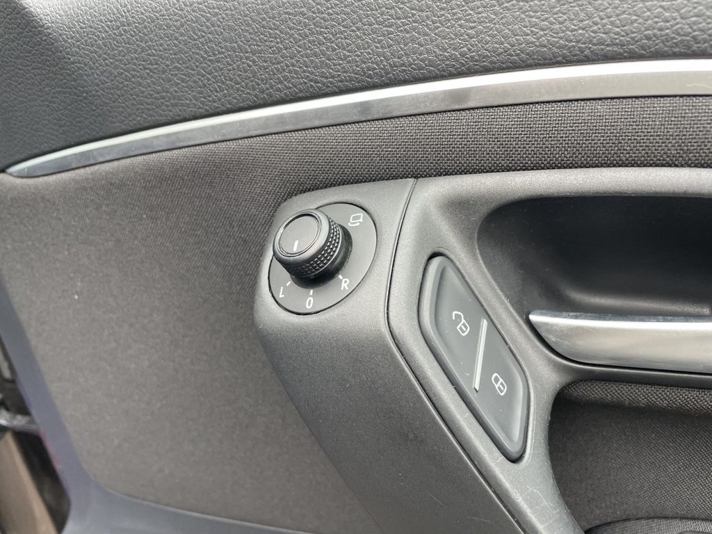Used Volkswagen Polo 2014 for sale - 76223869: Photo 40