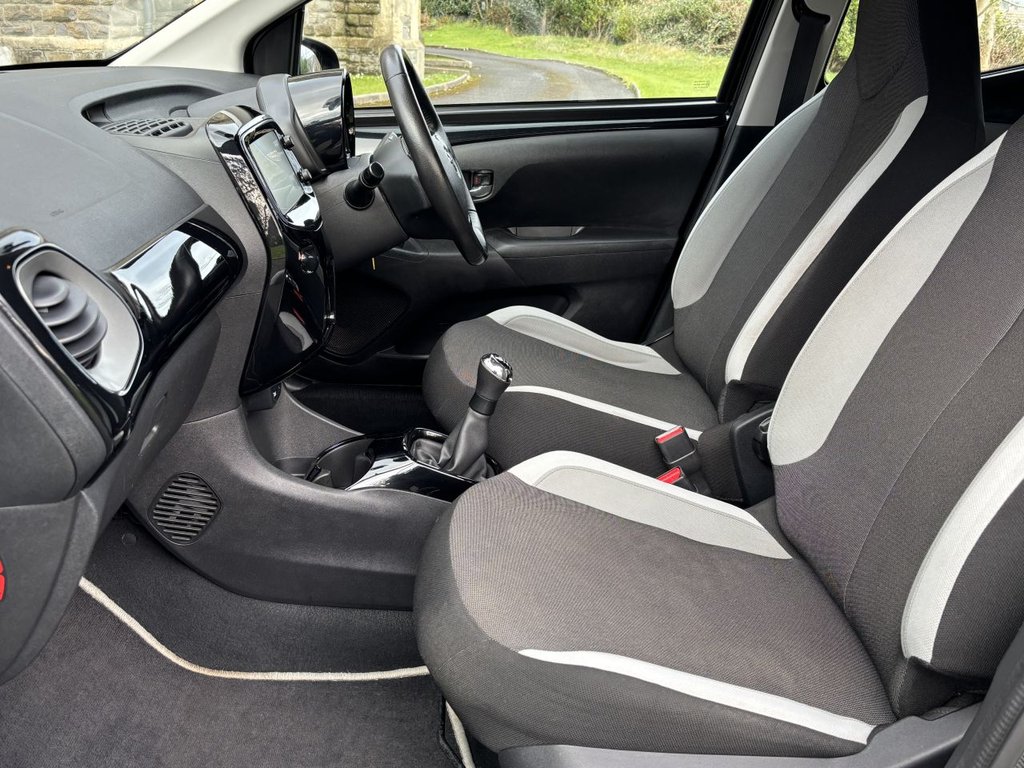 Used Toyota AYGO 2015 for sale - 77227645: Photo 12