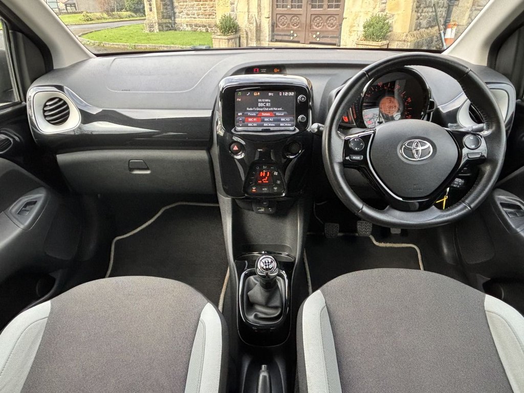 Used Toyota AYGO 2015 for sale - 77227645: Photo 13