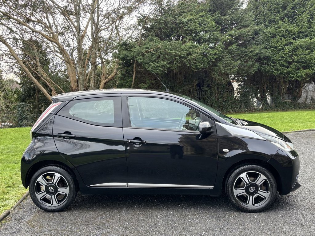 Used Toyota AYGO 2015 for sale - 77227645: Photo 2