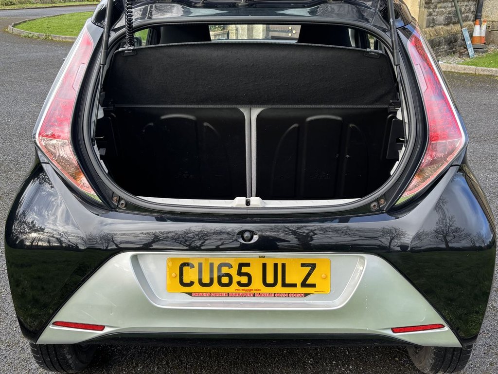 Used Toyota AYGO 2015 for sale - 77227645: Photo 23