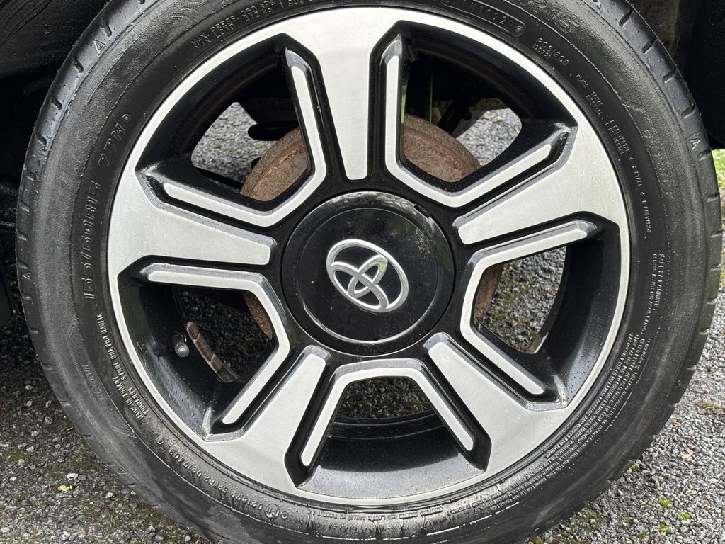 Used Toyota AYGO 2015 for sale - 77227645: Photo 25