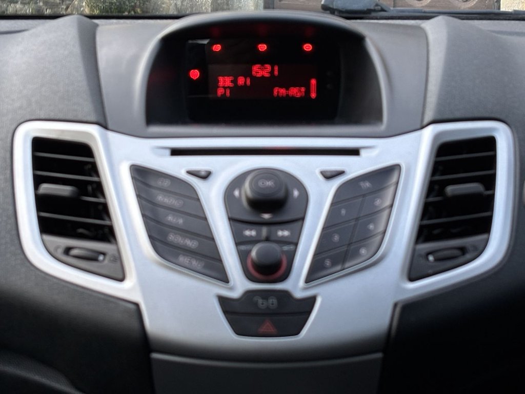 Used Ford Fiesta 2012 for sale - 77171594: Photo 18