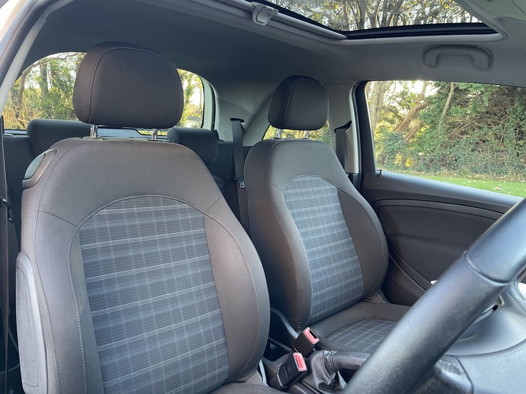 Used Vauxhall ADAM 2014 for sale - 76618020: Photo 10