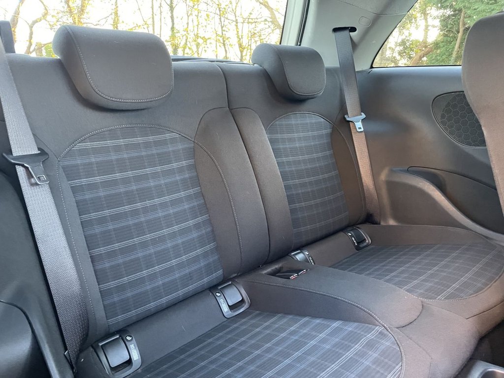 Used Vauxhall ADAM 2014 for sale - 76618020: Photo 17