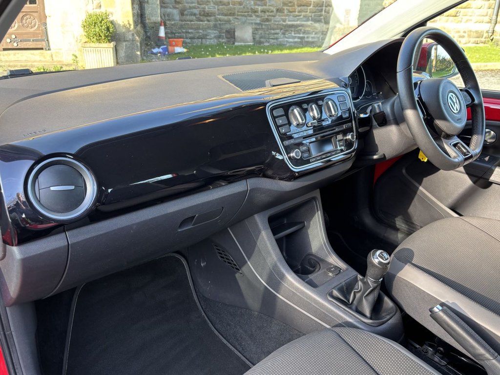 Used Volkswagen up! 2013 for sale - 77666656: Photo 11