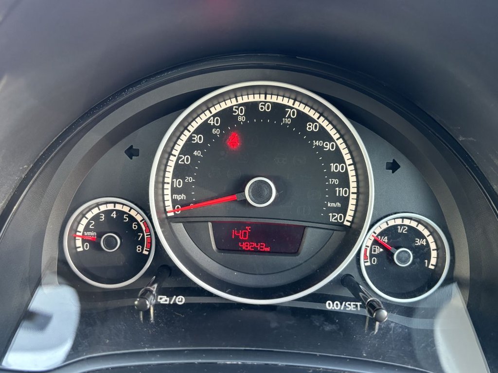 Used Volkswagen up! 2013 for sale - 77666656: Photo 14