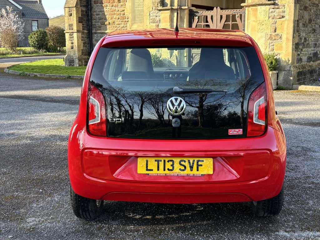 Used Volkswagen up! 2013 for sale - 77666656: Photo 4