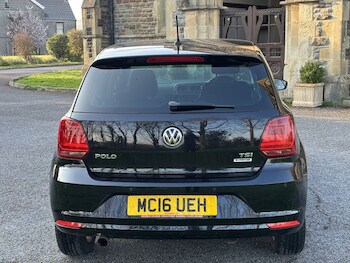 Used Volkswagen Polo 2016 for sale - 77748179: Photo