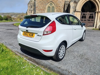 Used Ford Fiesta 2013 for sale - 78271427: Photo