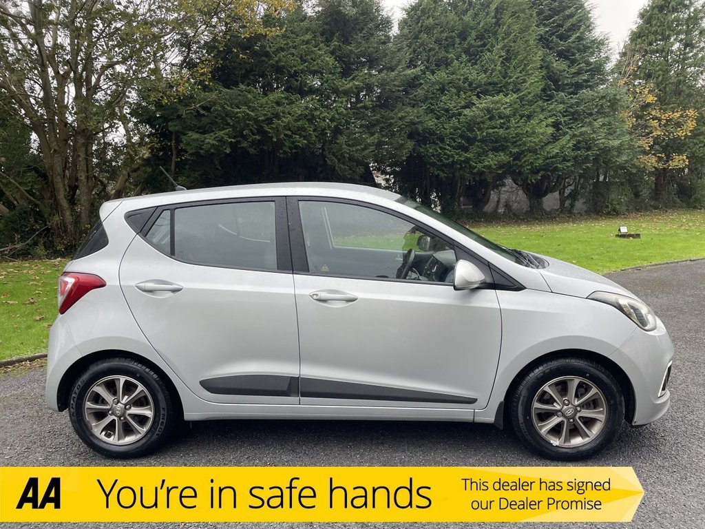 Used Hyundai i10 2014 for sale - 76454228: Photo 2