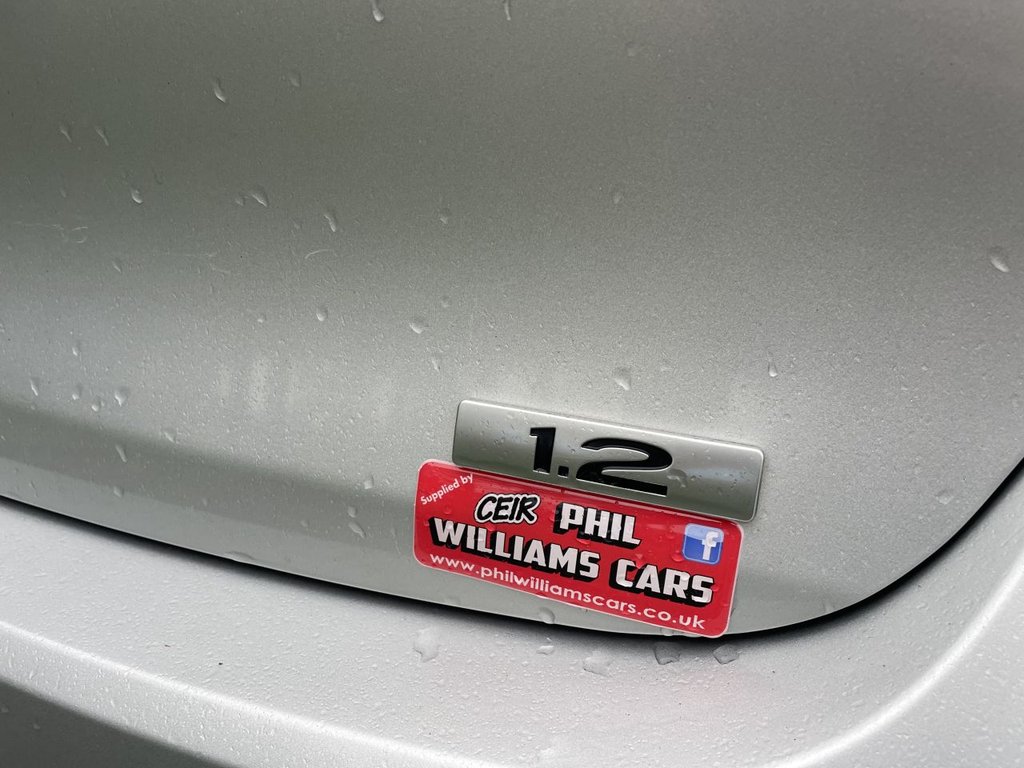 Used Hyundai i10 2014 for sale - 76454228: Photo 42