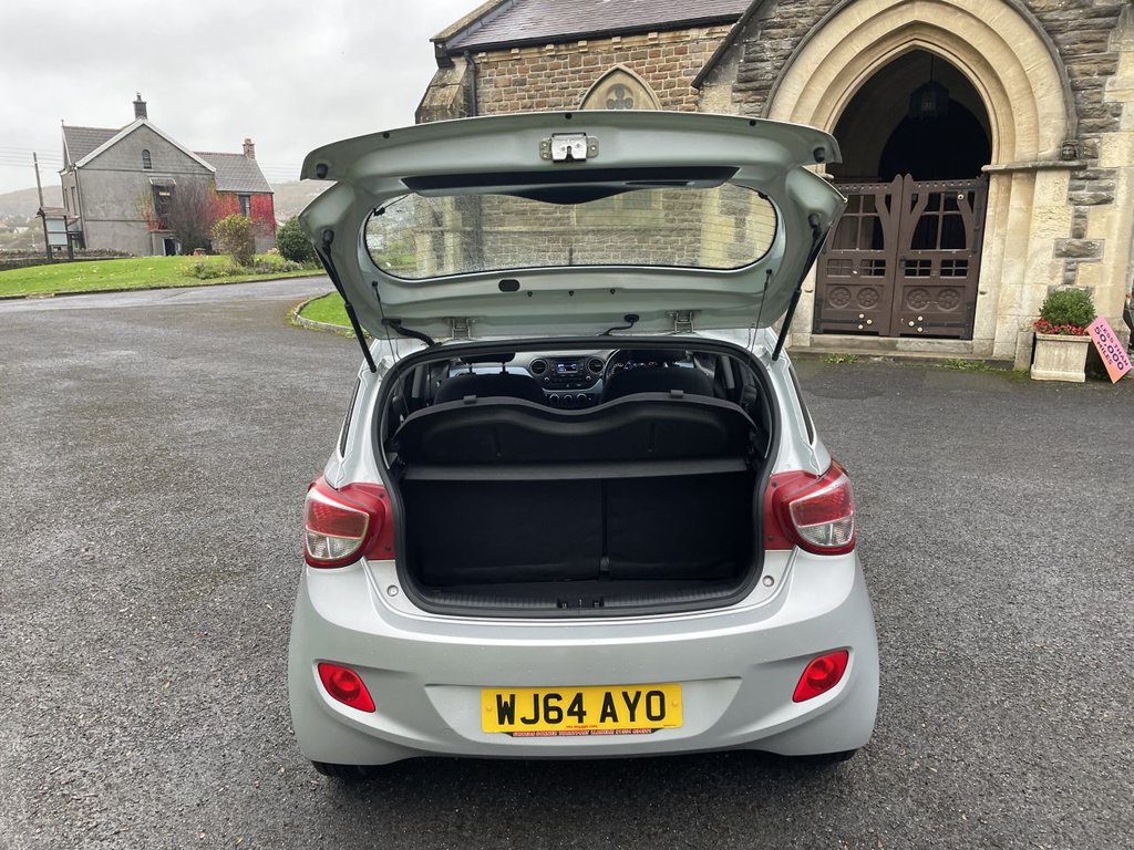 Used Hyundai i10 2014 for sale - 76454228: Photo 45