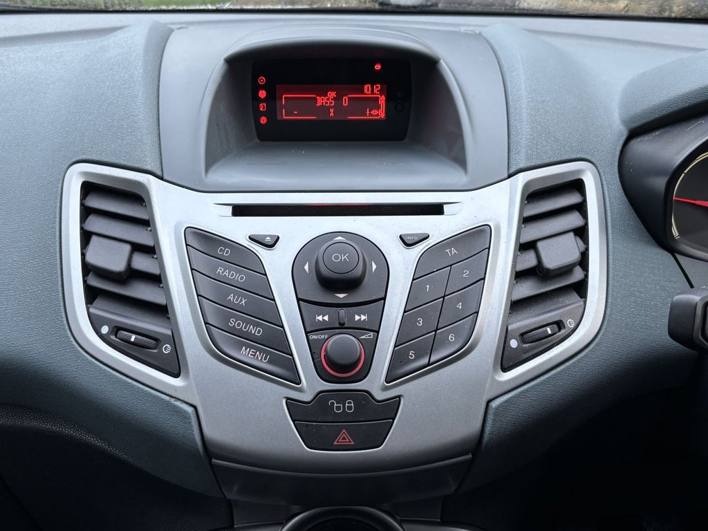 Used Ford Fiesta 2010 for sale - 77451408: Photo 19