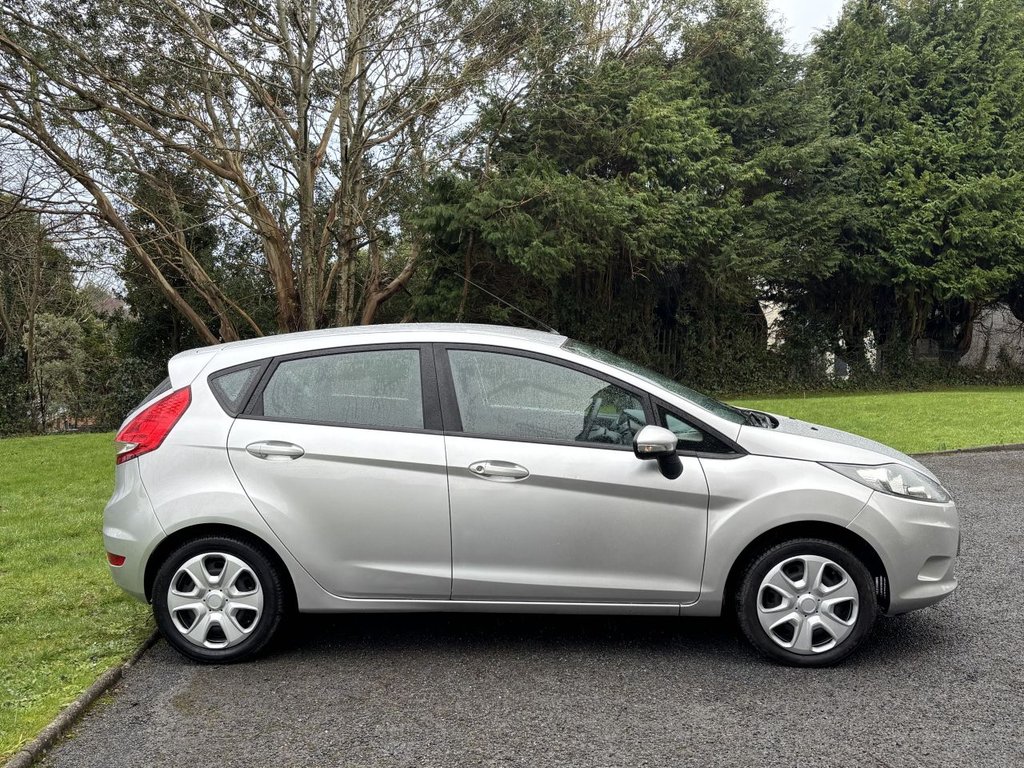 Used Ford Fiesta 2010 for sale - 77451408: Photo 2
