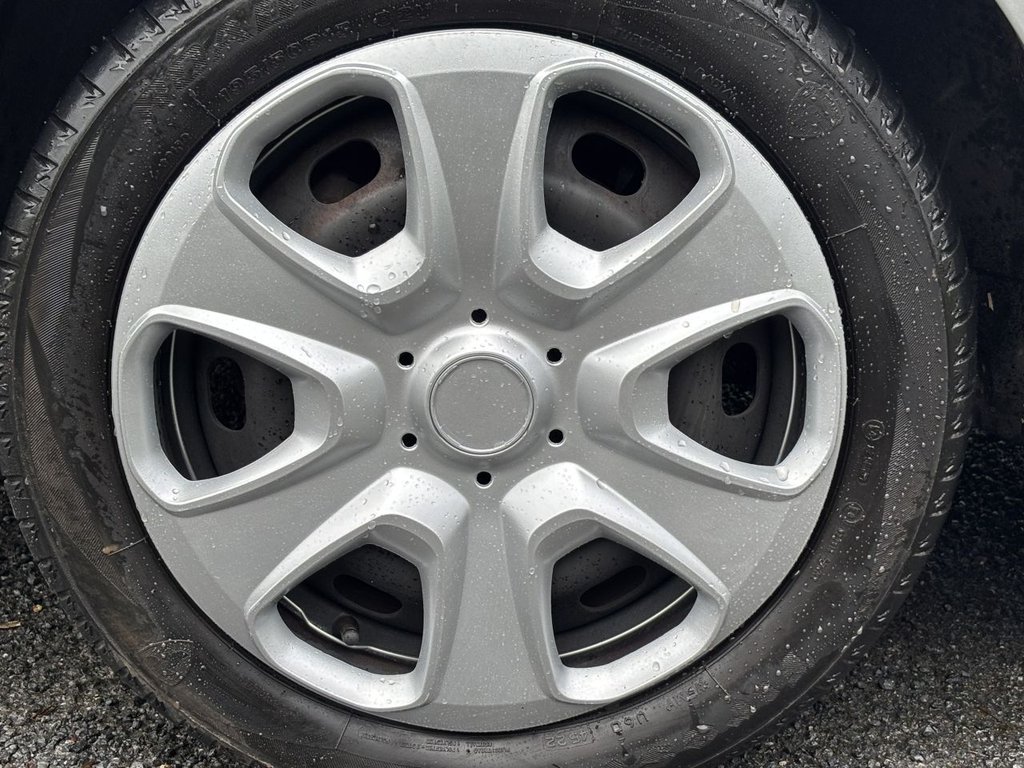 Used Ford Fiesta 2010 for sale - 77451408: Photo 23