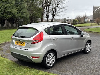 Used Ford Fiesta 2010 for sale - 77451408: Photo