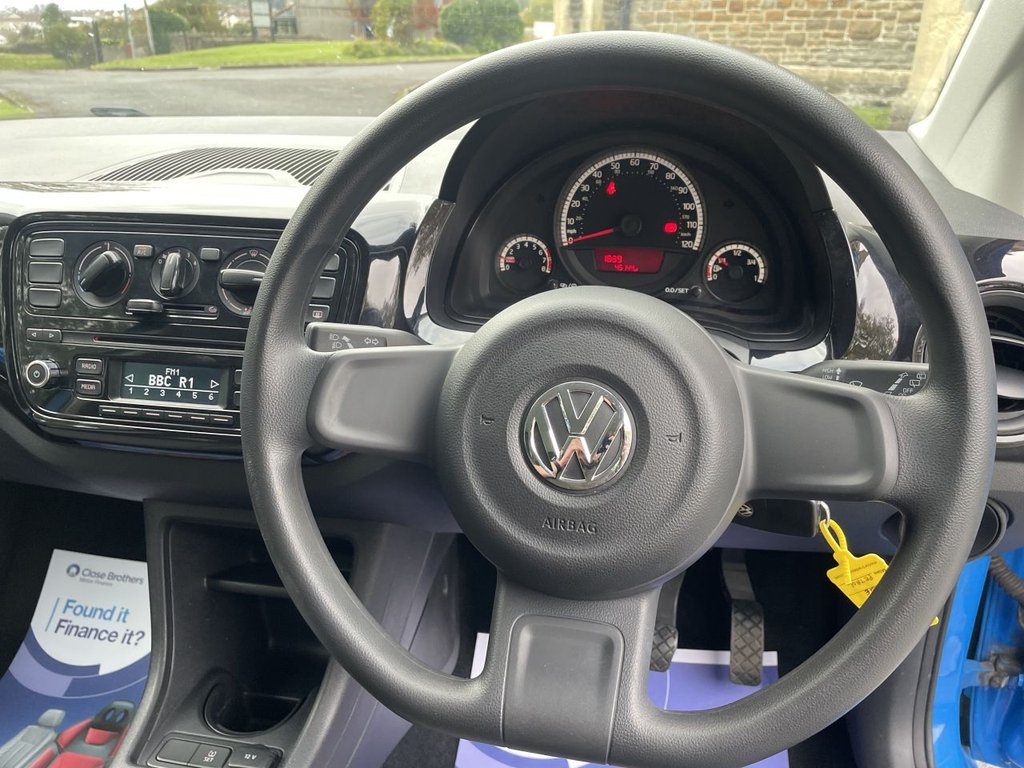 Used Volkswagen up! 2014 for sale - 76245378: Photo 24