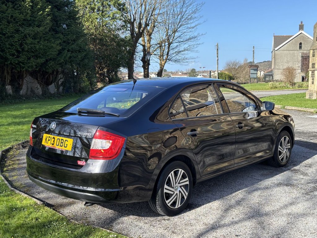 Used Skoda Rapid 2013 for sale - 77891169: Photo 3