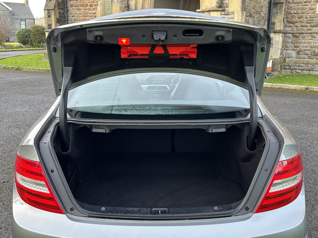 Used Mercedes-Benz C Class 2015 for sale - 76520796: Photo 24