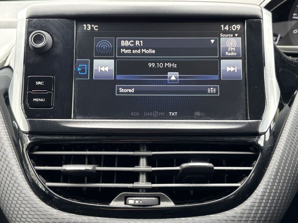 Used Peugeot 2008 2015 for sale - 78082632: Photo 23