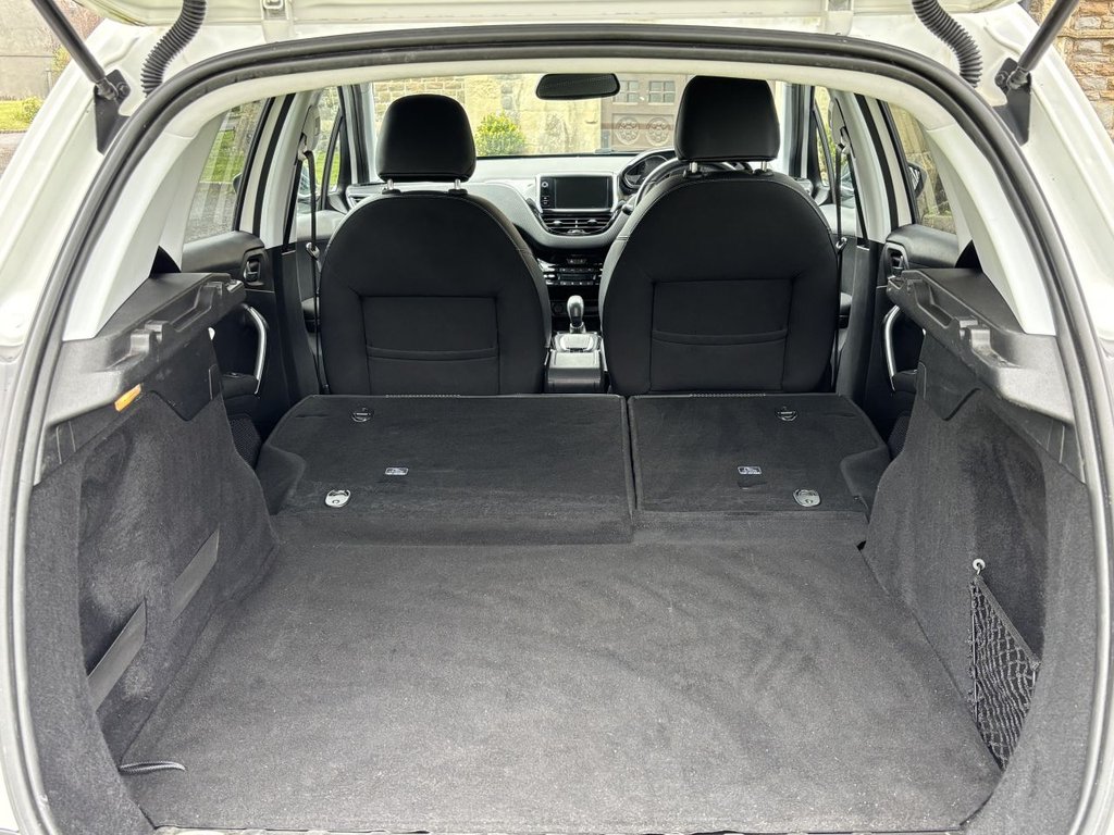 Used Peugeot 2008 2015 for sale - 78082632: Photo 26