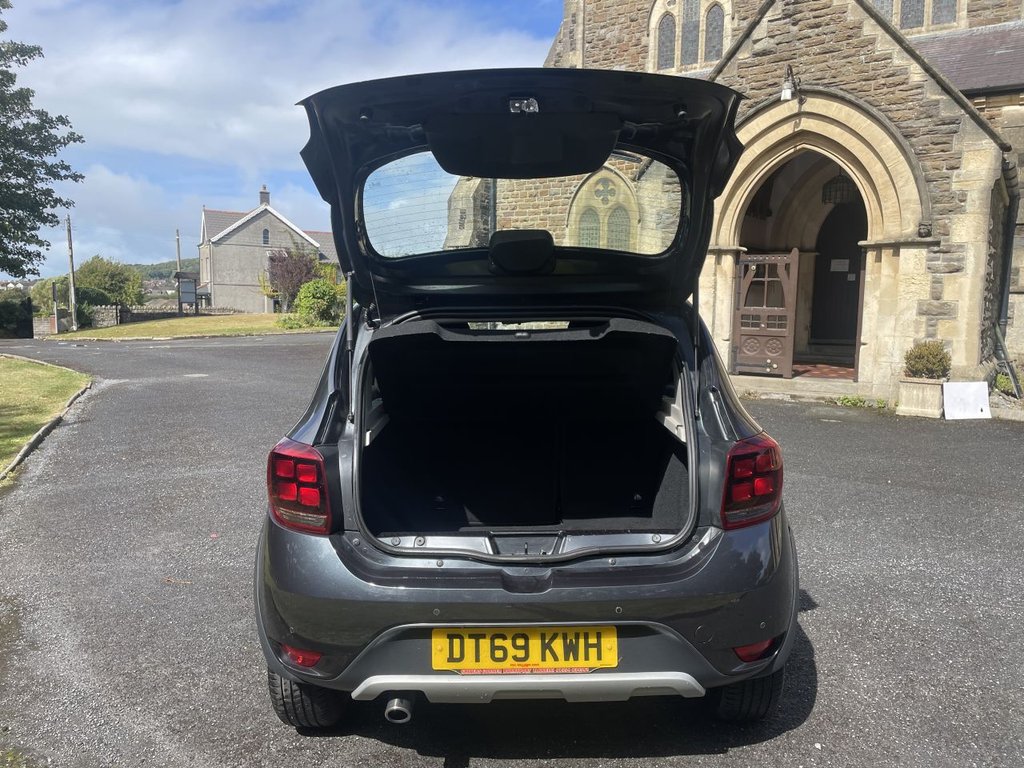 Used Dacia Sandero Stepway 2020 for sale - 75642245: Photo 40