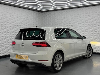 Used Volkswagen Golf 2018 for sale - 78889027: Photo