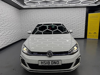Used Volkswagen Golf 2018 for sale - 78889027: Photo