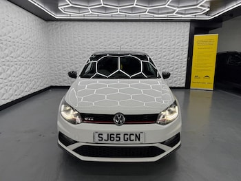 Used Volkswagen Polo 2015 for sale - 78889022: Photo