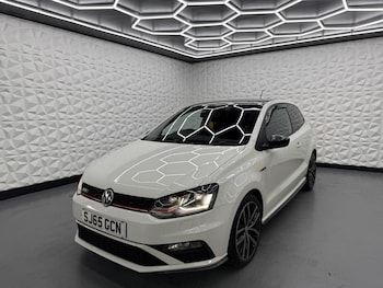 Used Volkswagen Polo 2015 for sale - 78889022: Photo
