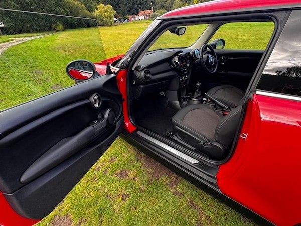 Used MINI Hatch 2018 for sale - 75716166: Photo 30