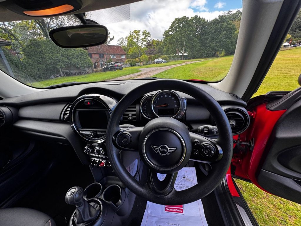 Used MINI Hatch 2018 for sale - 75716166: Photo 41