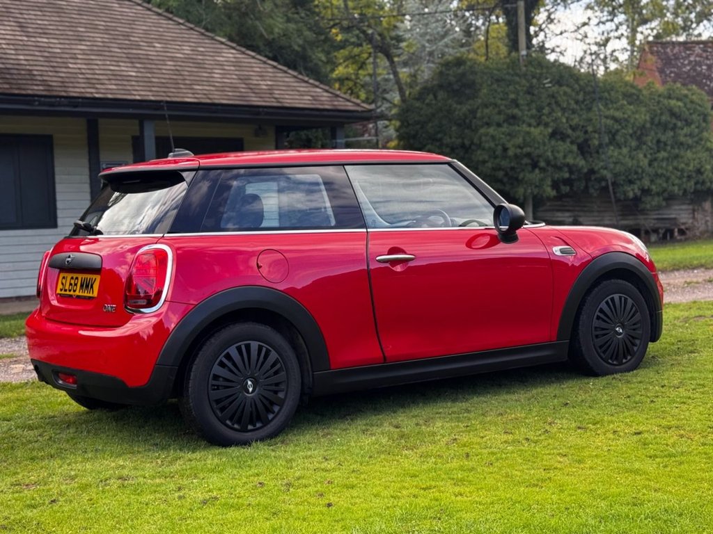 Used MINI Hatch 2018 for sale - 75716166: Photo 9