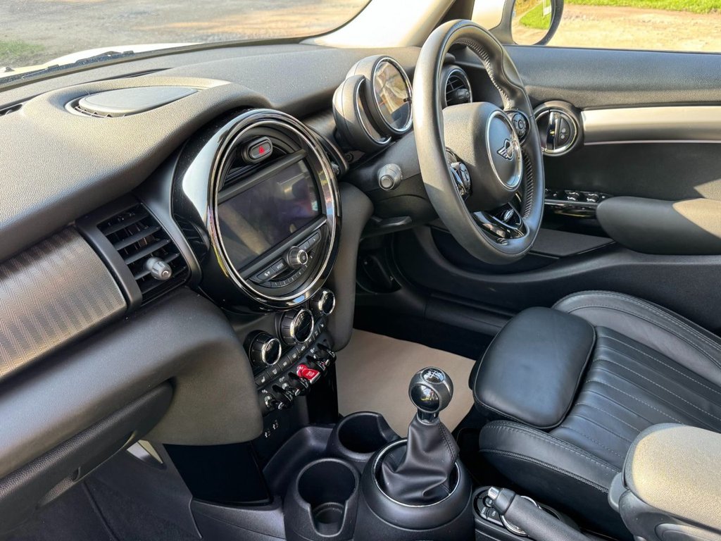 Used MINI Hatch 2019 for sale - 77798301: Photo 44